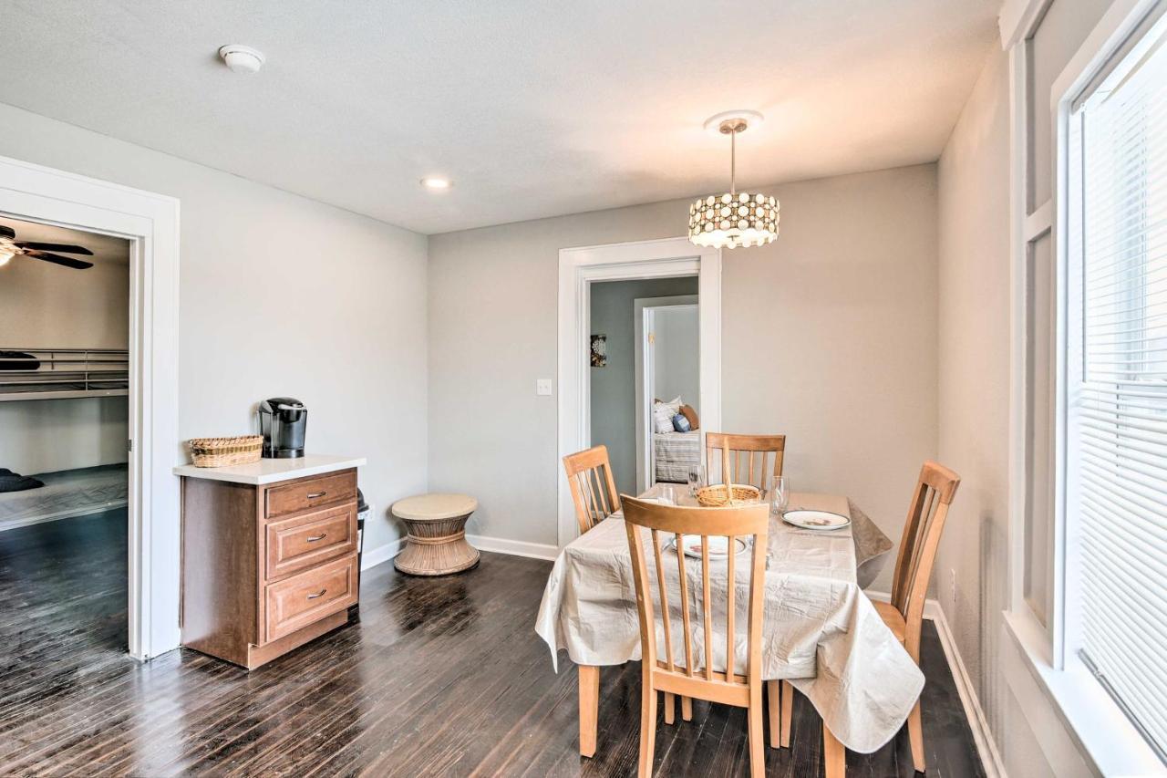 Cozy Galveston Apartment - Walk To Beach And Dining Exterior photo